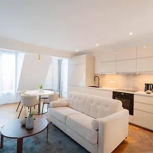 https://opera-residence.fr-paris.fr