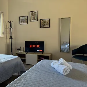https://newly-renovated-apartment-close-to-airport-in-luqa.hotelssaintjulians.com